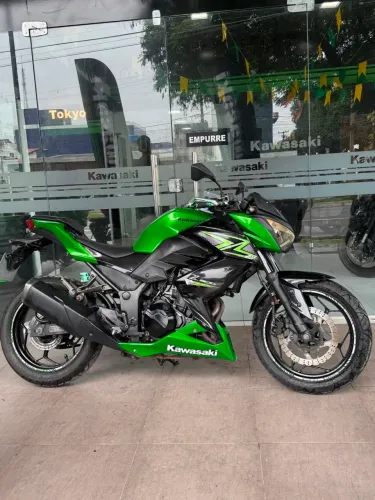 KAWASAKI Z300 2016 (IPVA 26 + TRANSFERÊNCIA + GARANTIA 90 DIAS) 