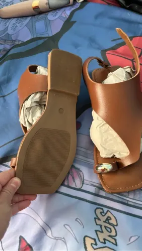 Sandália feminina rasteira $30