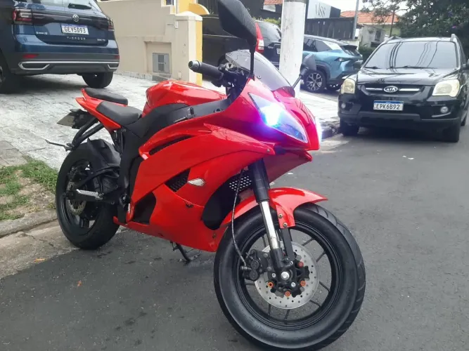 Motocicleta elétrica 2000W