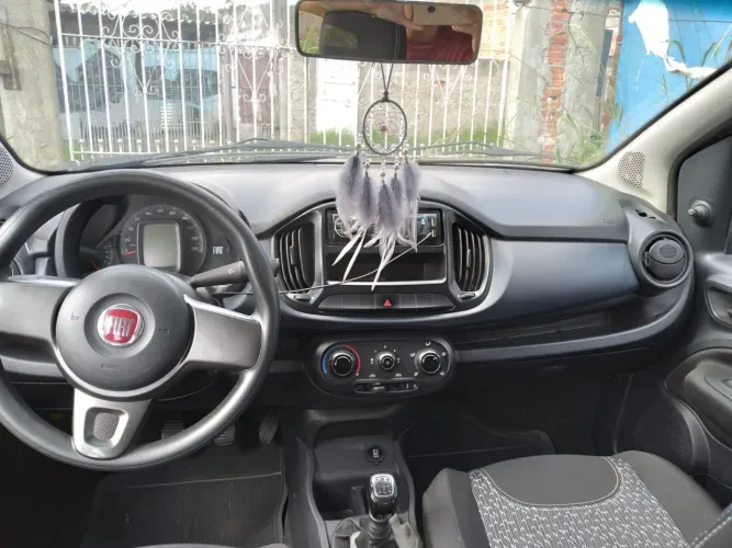 Fiat Uno Attractive 1.0 EVO Fire Flex 8V 5P 2021