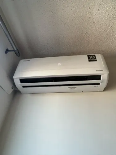 Ar condicionado HISENSE INVERTER 12000 BTU