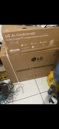 Vendo ar novo ou troco por sofá e tv nova !!