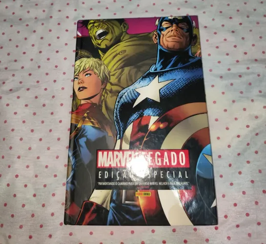 HQ MARVEL LEGADO - EDIÇÃO ESPECIAL CAPA DURA
