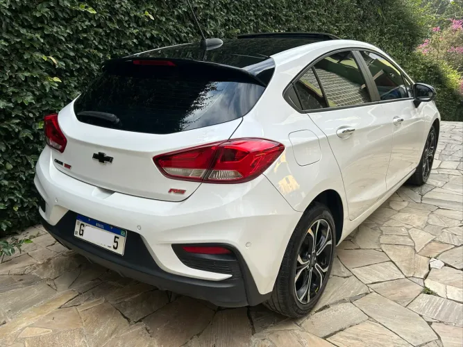 Chevrolet Cruze Sport RS 1.4 16V TB Flex 5P Aut. 2023