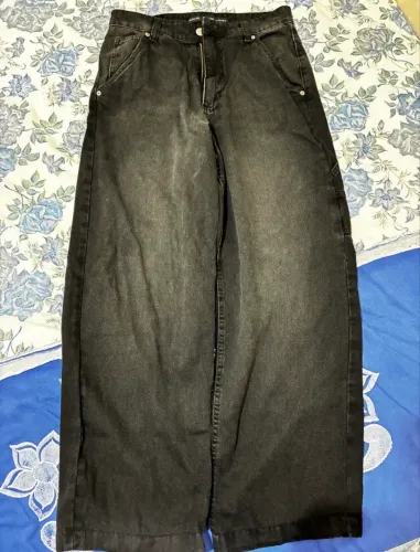 Calça baggy