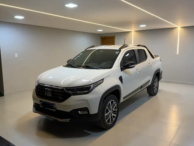 Fiat Strada Volcano 1.3 Flex 8V CD 2024