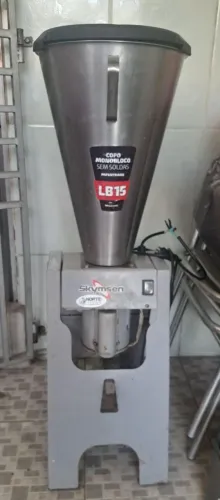 Vede-se liquidificador profissional