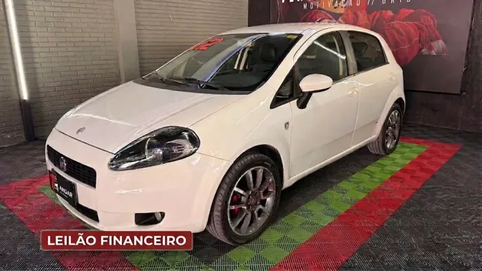 Fiat Punto Attractive Italia 1.4 F.flex 8V 5P 2012