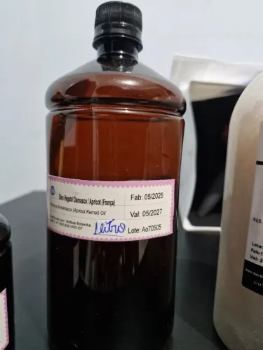 Óleo de Damasco (1L Bottica Botânica)