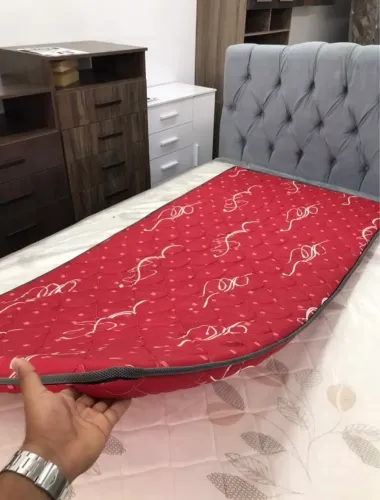 Colchonetes Pillow top solteiro e casal,dividimos no cartão,aproveite,E PRA SAIR RAPIDO!
