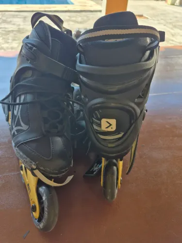 Vendo patins usado