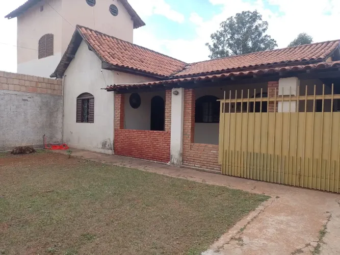 Vendo está casa