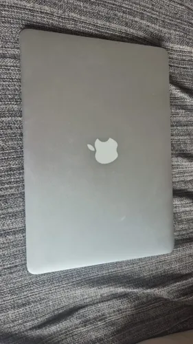 Macbook Air 13" SSD256. 8GB de RAM, Intel i7 Mid 2015