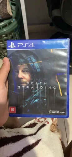 Jogo ps4 semi-novo
