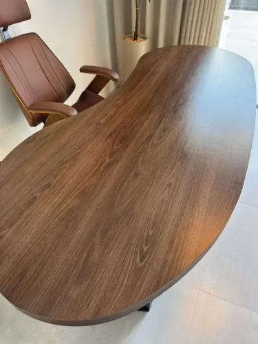 Mesa para Escritório Orgânica com 2M