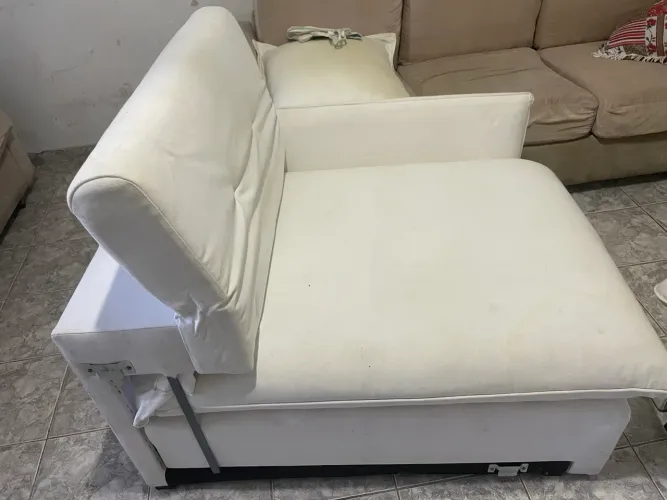 Vendo sofá reclinável em 2 parte de cor branca