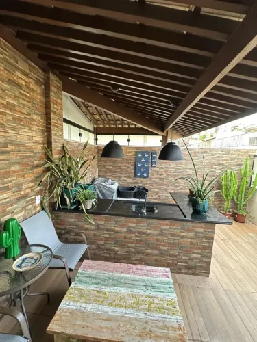 Cobertura a venda em Ondina com 3 suites e área gourmet