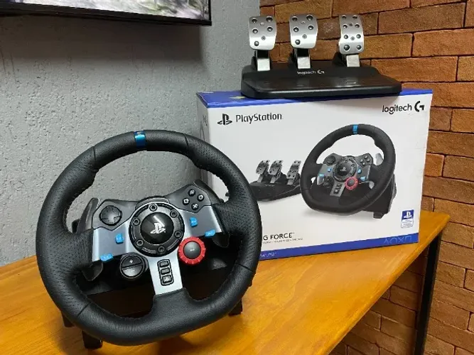 Volante Logitech G29 Playstation 3, 4, 5 e PC Seminovo (Com Nota Fiscal e Garantia)