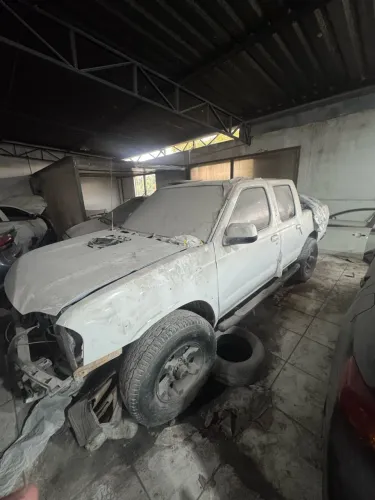 Nissan Frontier XE/ XE Tit. CD 4X4 2.8 TDI Dies 2005