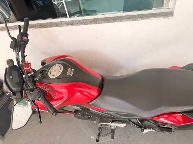 Vendo moto muito 