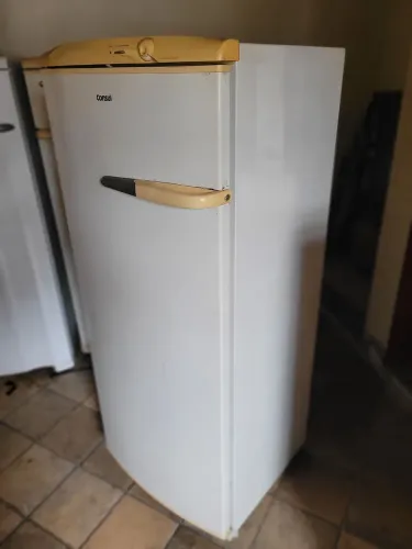 Freezer Vertical Consul 260L