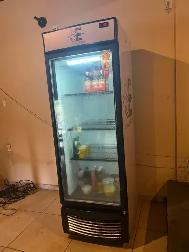 Cervejeira ( 2 meses de uso )
