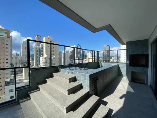 Imóvel de Luxo no Centro de Balneário Camboriú-SC: Apartamento de 3 quartos, 3 suítes e 4