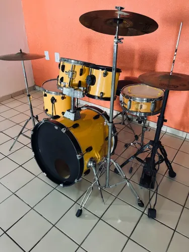 Bateria Mapex completa