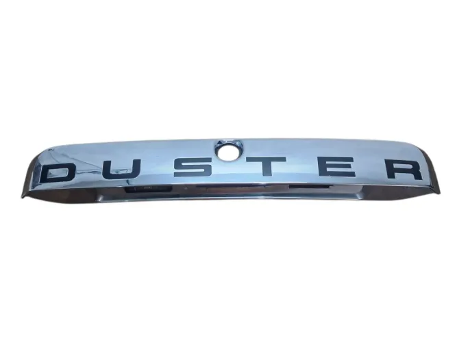Moldura aplique tampa traseira renault duster 2015