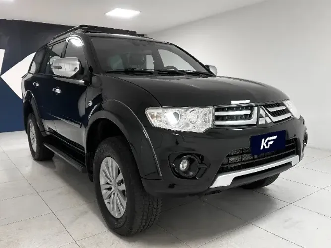 Mitsubishi Pajero HPE 3.2 4X4 T.i. Dies. 5P Aut. 2016