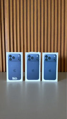 17 PRO MAX 256GB AZUL LACRADO