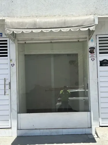 PONTO COMERCIAL NO SALGADO