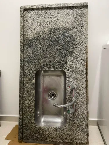 Pia de marmoré em ótimo estado