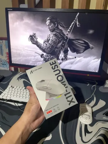 Mouse gamerMouse Attack Shark X11 Sem Fio PAW 3311