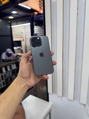 iPhone 14 Pro - 128GB ( Câmera nova )
