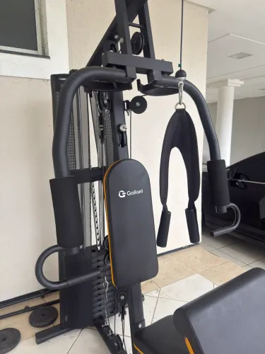 Máquina de academia completa