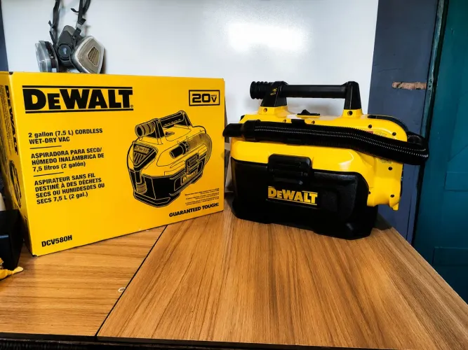 Aspirador de pó DEWALT 20V