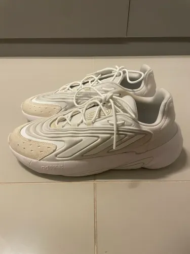 Adidas OZELIA