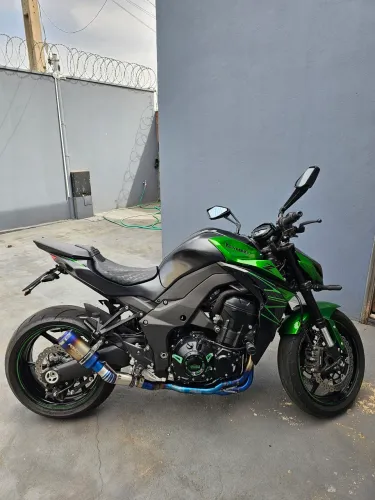 Kawasaki Z1000 2024