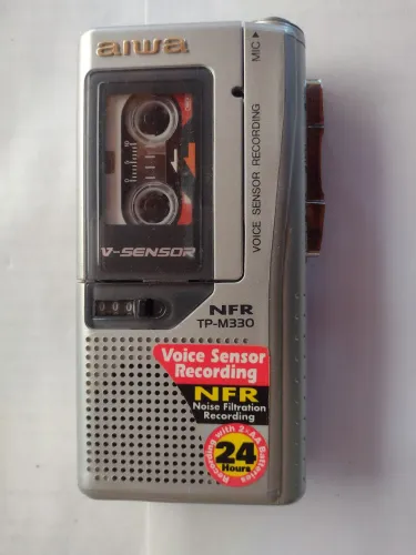 Gravador de Voz AIWA - com Microcassete