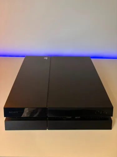 PlayStation 4 Fat 500GB (CUH-1115A) + Controle + Cabo HDMI + GTA V + Rainbow Six