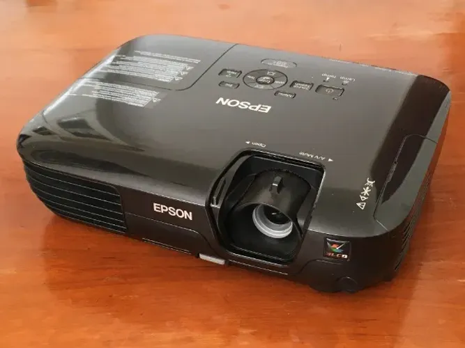 Projetor Epson Powerlite S8+