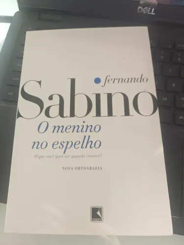 Vendo livro O menino no espelho - autor Fernando Sabino - editora Record 