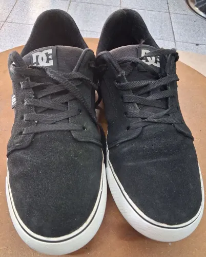 Tenis  Dc original 43 palmilha 29.5cm