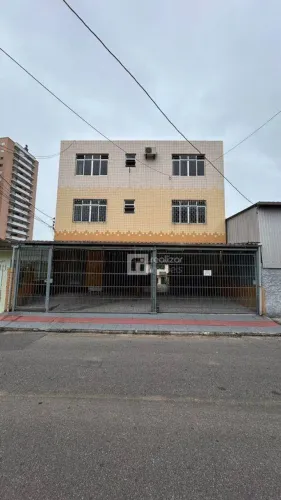 Prédio à venda, 342 m² por R$ 2.200.000,00 - Barreiros - São José/SC
