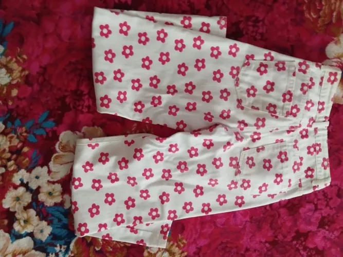 Vendo calça infantil 