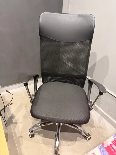 Cadeira Office Semi Nova