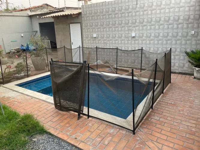 Cerca removível piscina