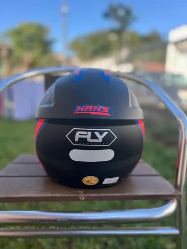 Capacete