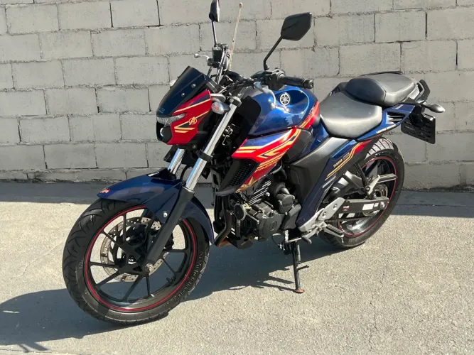 Fazer 250